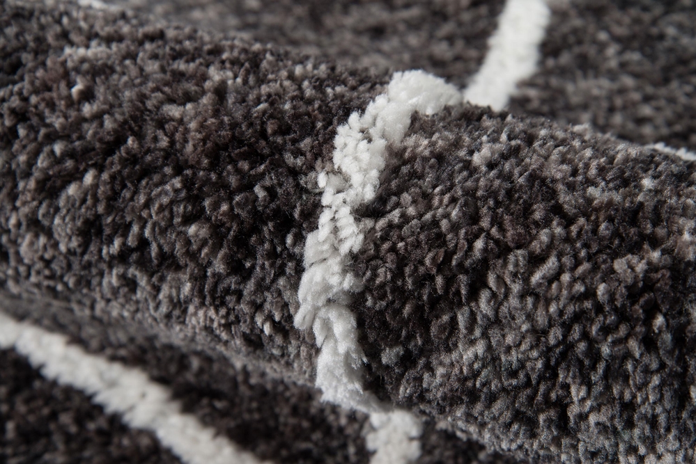 Momeni Margaux MGX-8 Charcoal Area Rug - Image 3